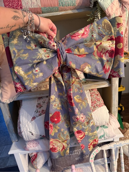 Floral Bow Accent in Lavender and Rose